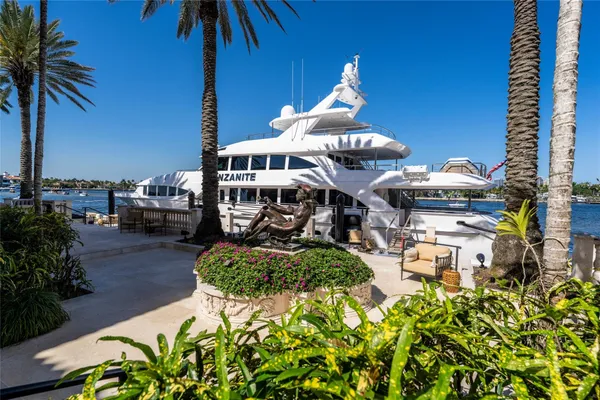$35,900,000 | 1 Isla Bahia Drive, Fort Lauderdale, FL 33316