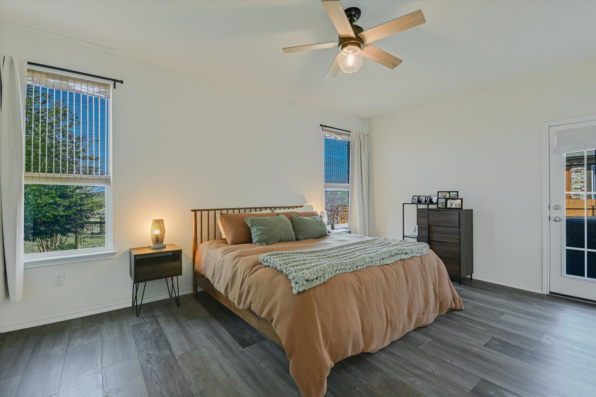 7216 Kilday Cove Austin, TX 78744 - Photo 12 of 29 Primary Bedroom