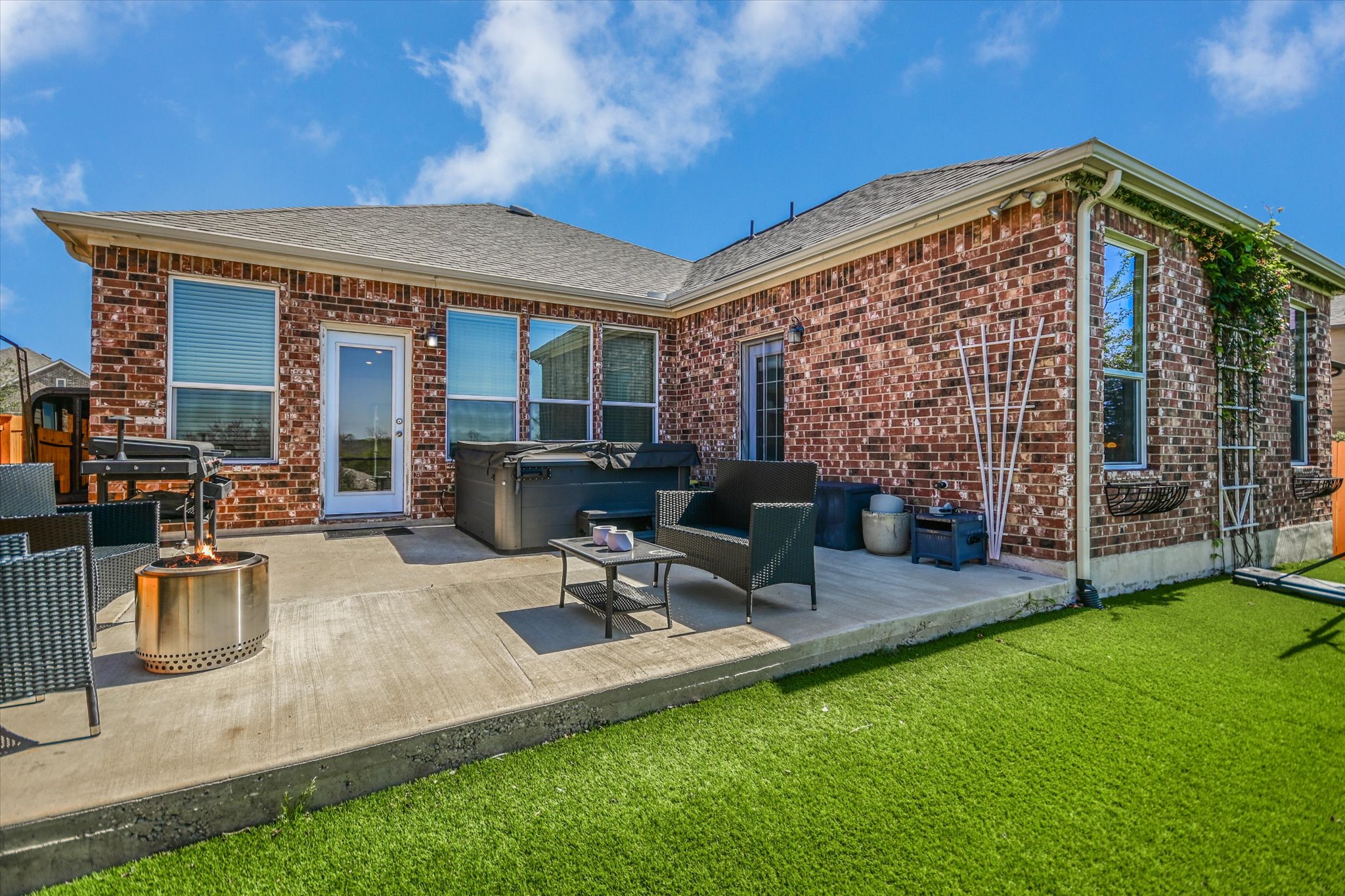 7216 Kilday Cove Austin, TX 78744 - Photo 18 of 29