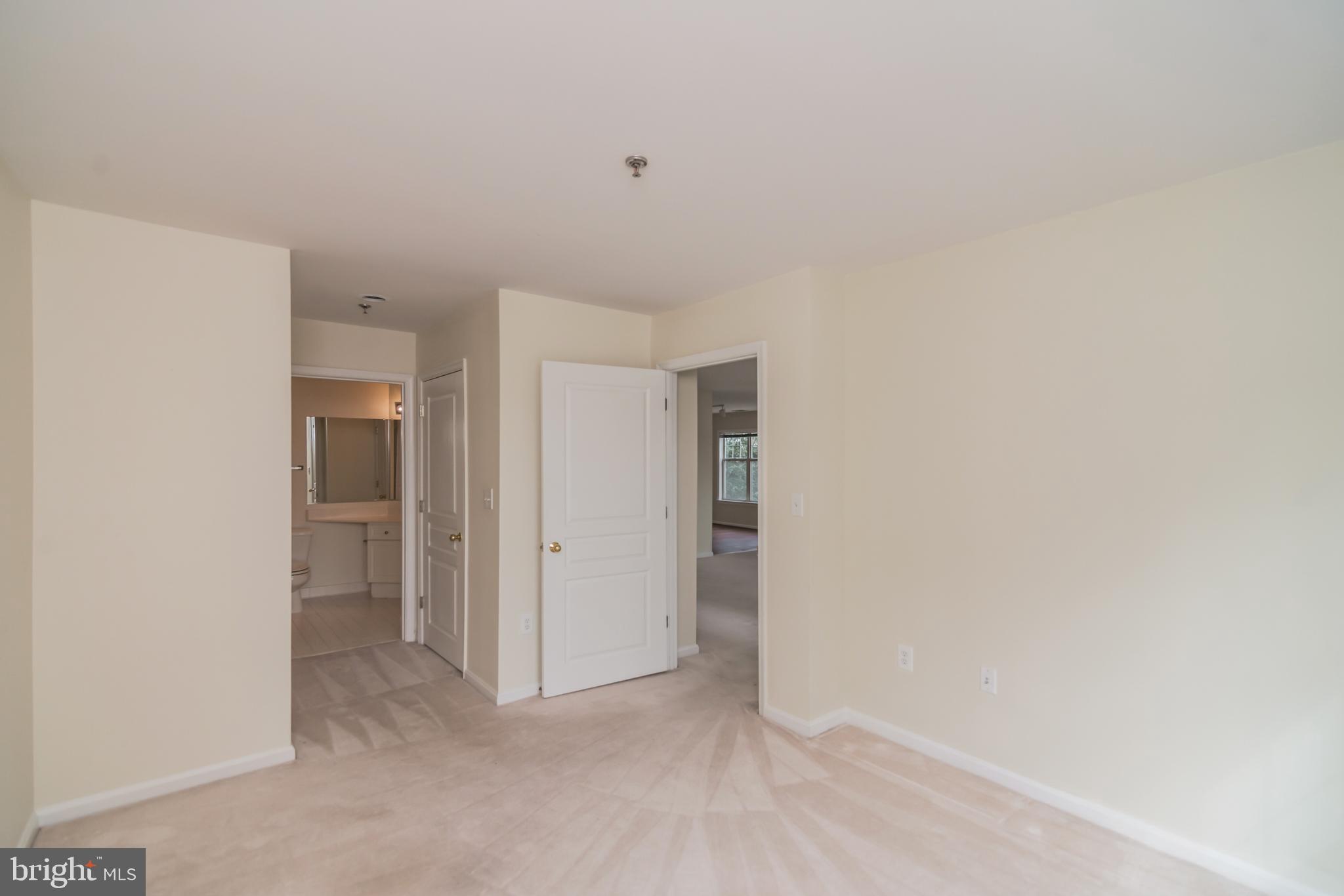 5573 Seminary Road, Unit 313 Falls Church, VA 22041 - Photo 20 of 27 Gallery Image 20