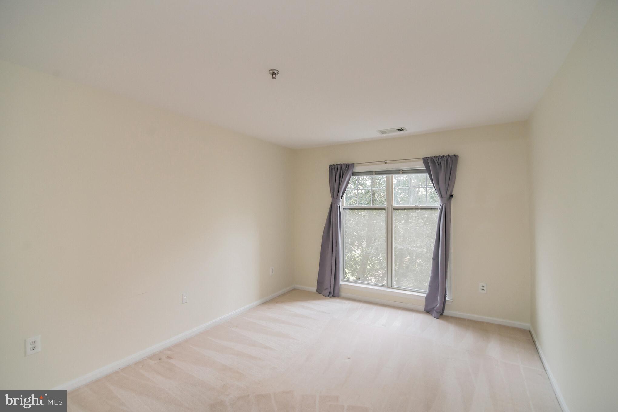 5573 Seminary Road, Unit 313 Falls Church, VA 22041 - Photo 23 of 27 Gallery Image 23
