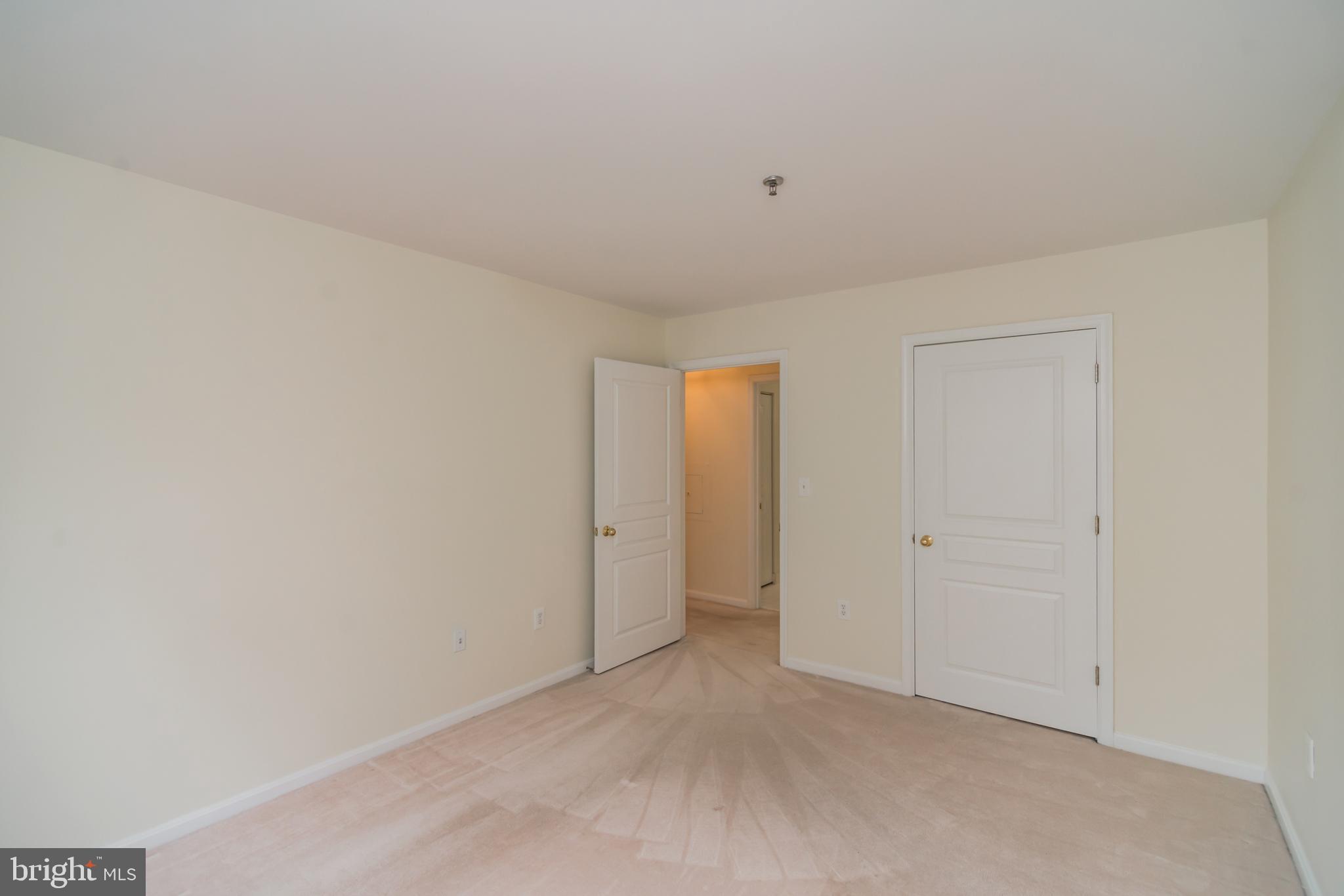 5573 Seminary Road, Unit 313 Falls Church, VA 22041 - Photo 25 of 27 Gallery Image 25