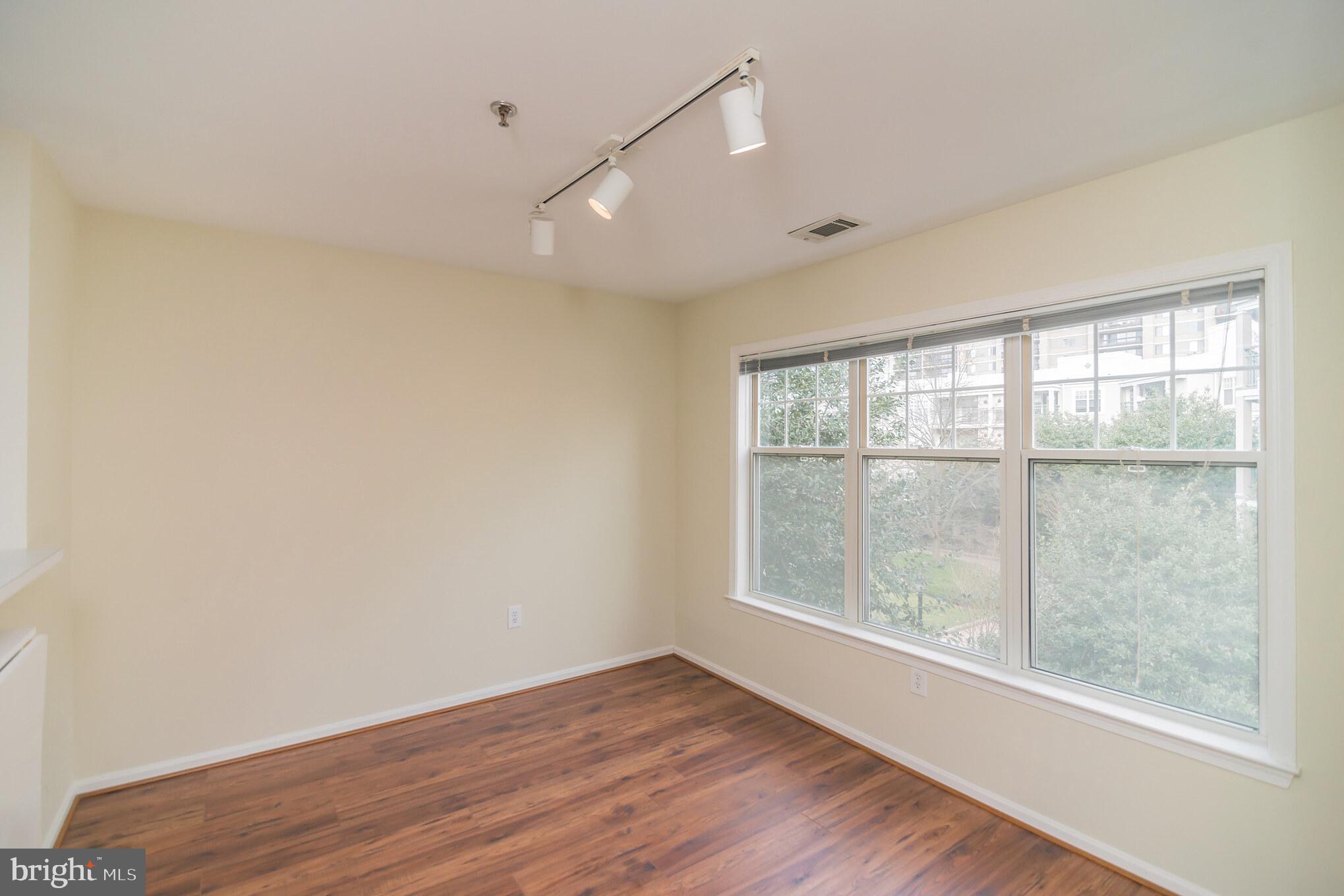 5573 Seminary Road, Unit 313 Falls Church, VA 22041 - Photo 9 of 27 Gallery Image 9