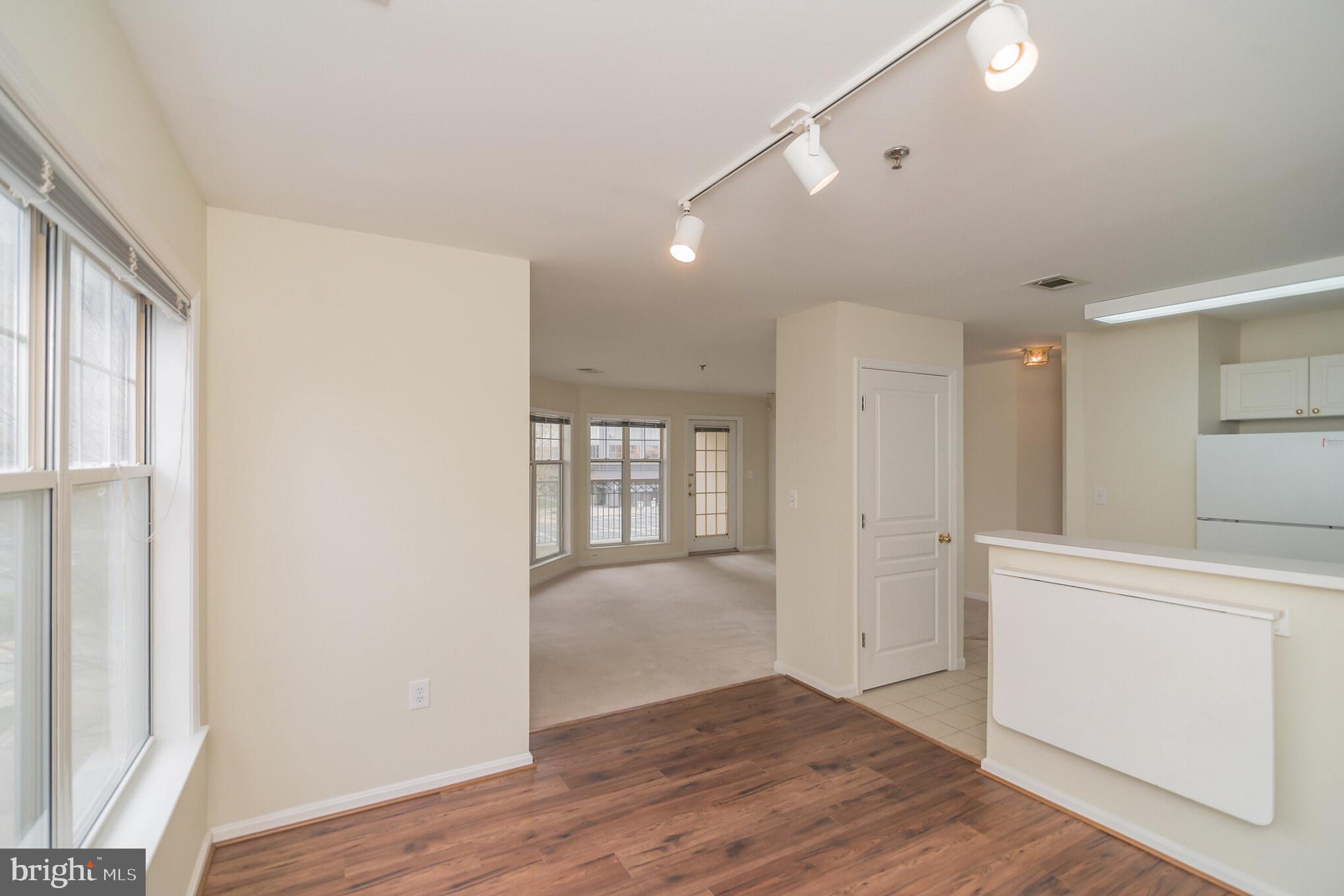 5573 Seminary Road, Unit 313 Falls Church, VA 22041 - Photo 10 of 27 Gallery Image 10