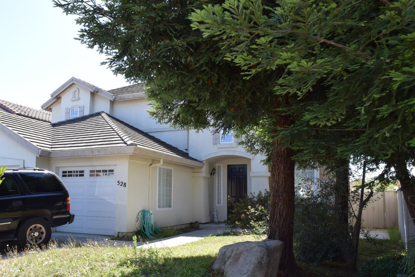 528 Kent Street Salinas, CA 93906 - Photo 3 of 8