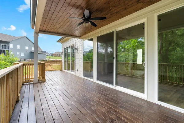 $899,995 | 279 Hammock Court, Winchester, TN 37398