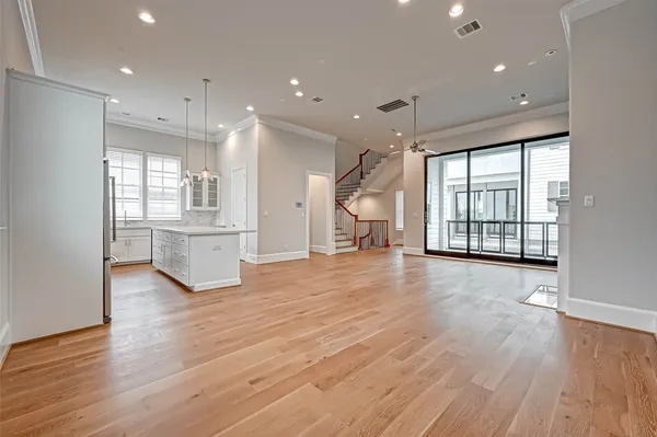 $3,250 | 2234 Lou Ellen Lane, Unit A, Houston, TX 77018