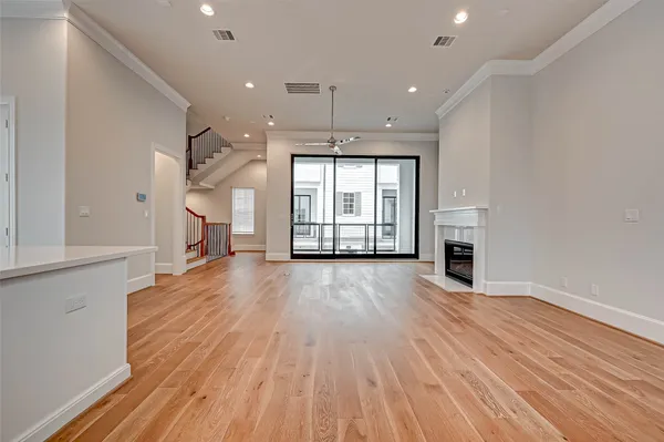 $3,250 | 2234 Lou Ellen Lane, Unit A, Houston, TX 77018