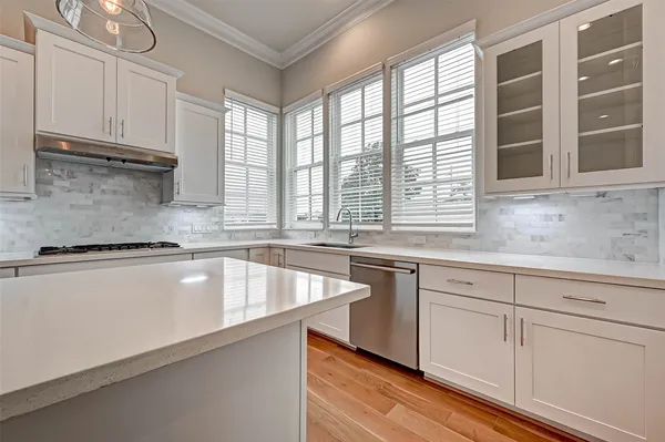 $3,250 | 2234 Lou Ellen Lane, Unit A, Houston, TX 77018