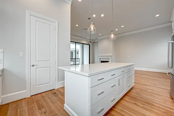 $3,250 | 2234 Lou Ellen Lane, Unit A, Houston, TX 77018