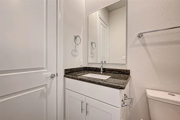 $3,250 | 2234 Lou Ellen Lane, Unit A, Houston, TX 77018