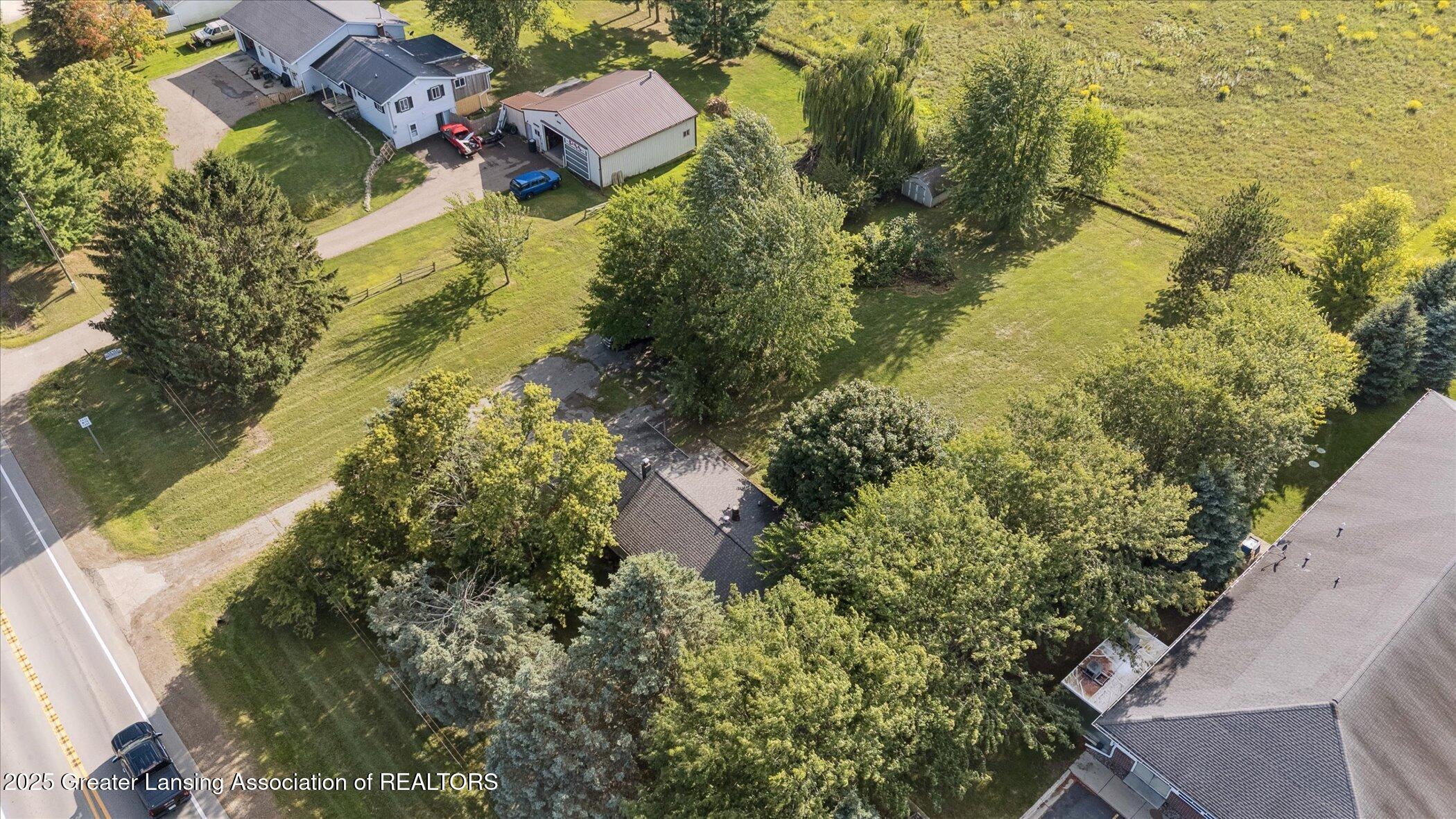 15364 Wright Road Grand Ledge, MI 48837 - Photo 46 of 62 46-15364-S-Wright-Rd-Grand-Ledge-MI-4883
