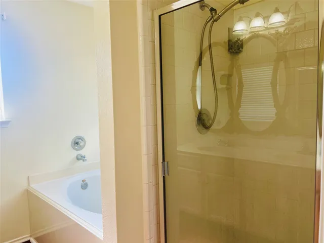 $310,000 | 8903 North Deer Meadow Drive, Houston, TX 77071