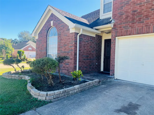 $310,000 | 8903 North Deer Meadow Drive, Houston, TX 77071