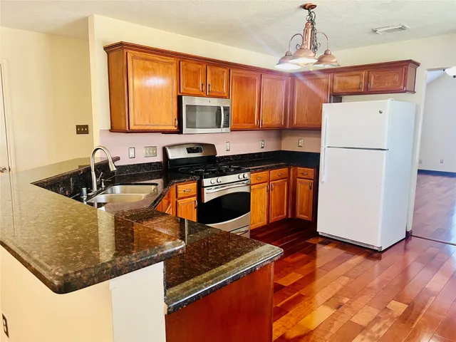 $310,000 | 8903 North Deer Meadow Drive, Houston, TX 77071