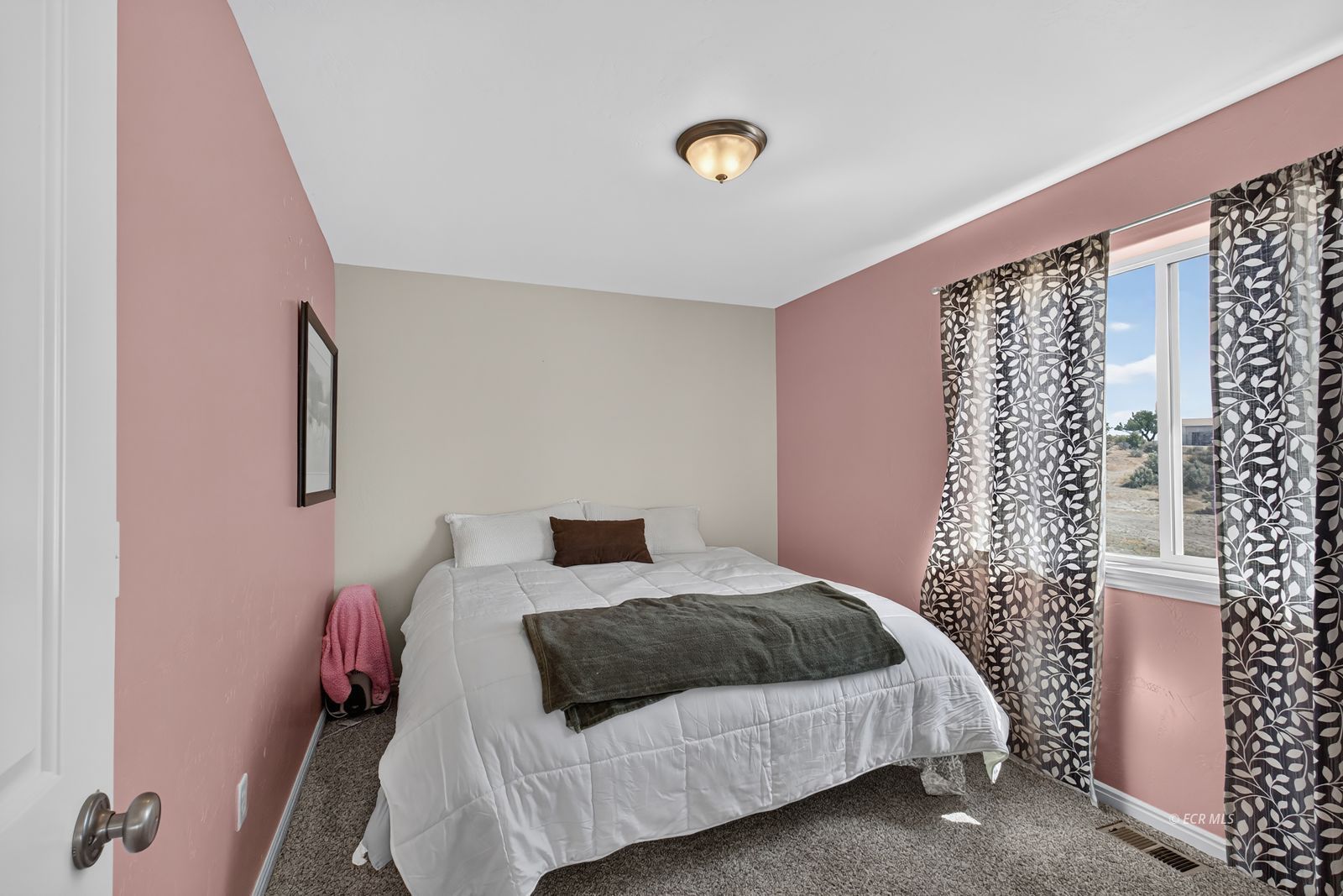 547 Croydon Drive Spring Creek, NV 89815 - Photo 18 of 37