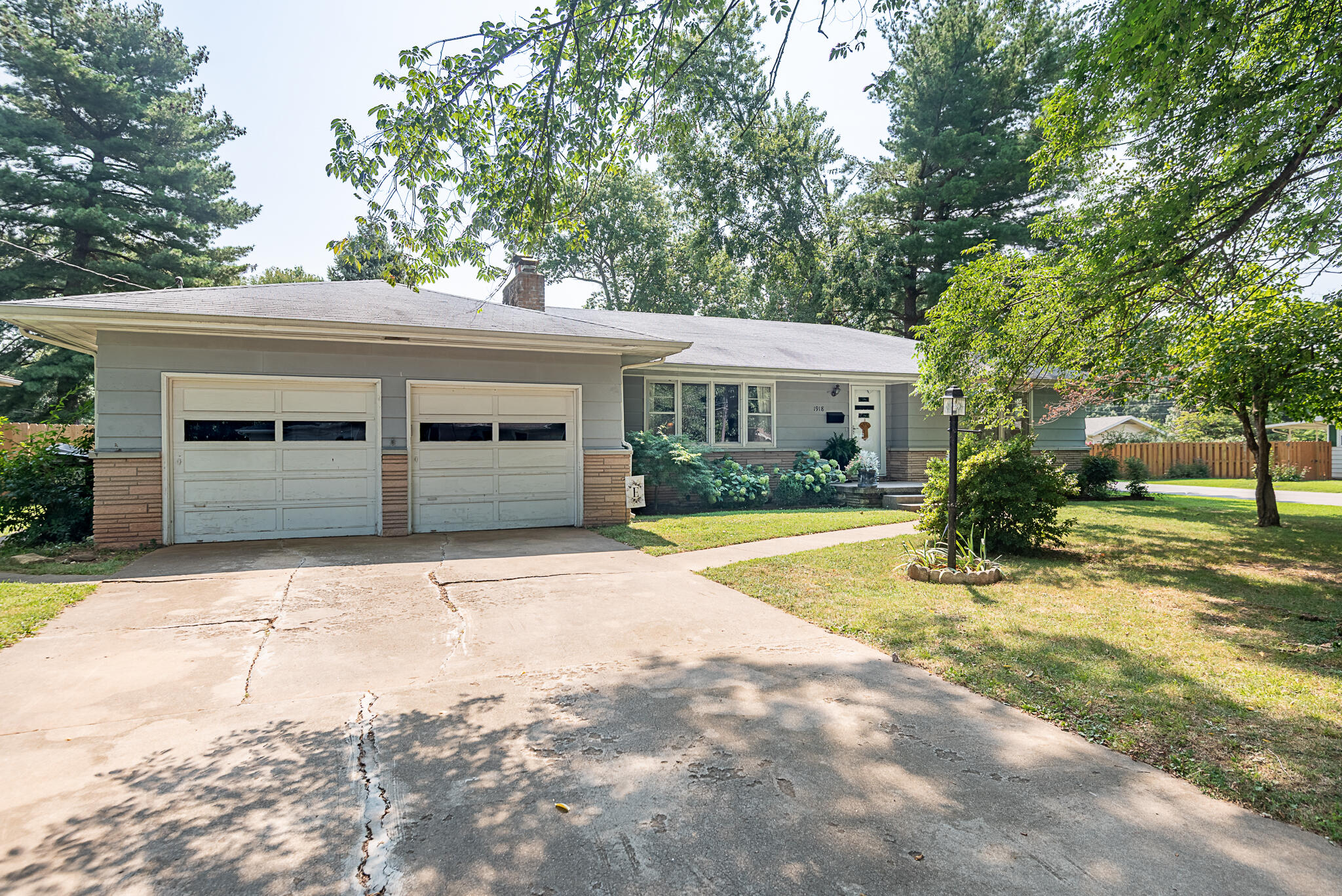 1918 South Luster Avenue Springfield, MO 65804 - Photo 1 of 1 luster-2