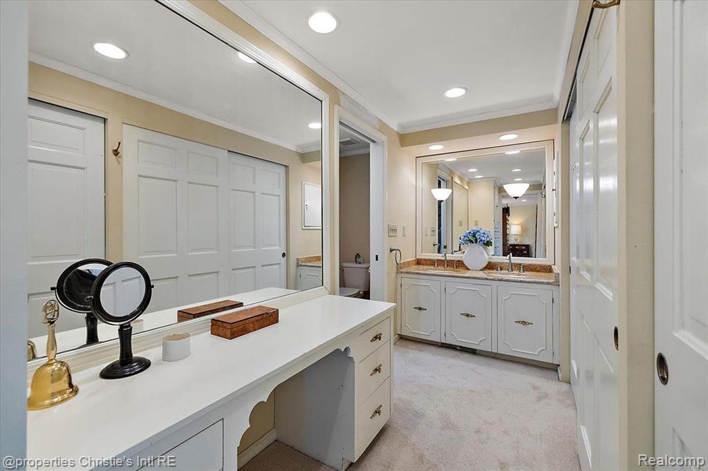 536 Middlesex Road Grosse Pointe Park, MI 48230 - Photo 35 of 47
