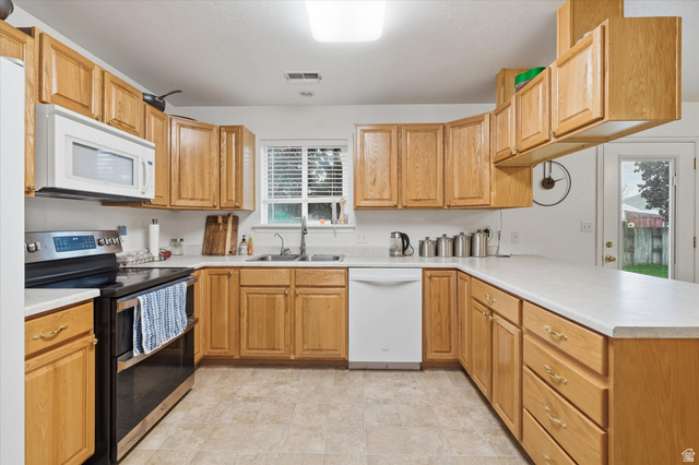 3123 South 1565th Street West Logan, UT 84321 - Photo 4 of 26