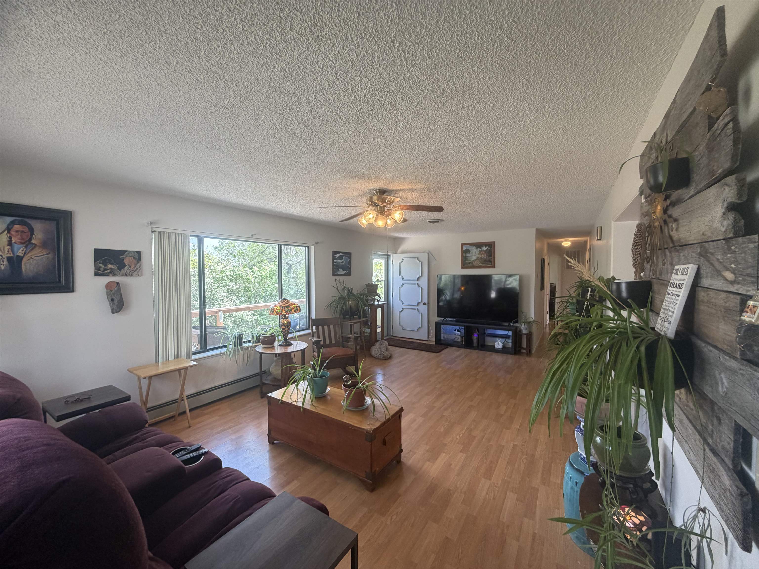 735 Mondell Street Thermopolis, WY 82443 - Photo 9 of 35