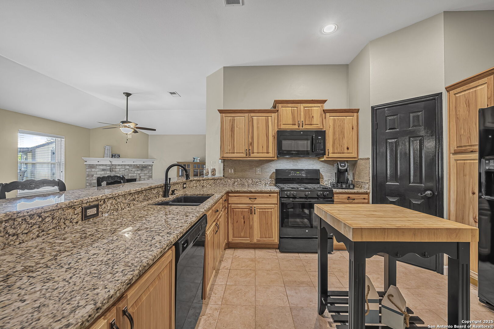 12806 Red Clay Helotes, TX 78023 - Photo 10 of 28