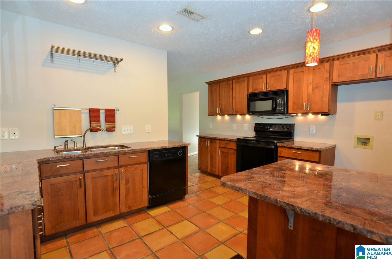 935 Jones Road Ohatchee, AL 36271 - Photo 16 of 47