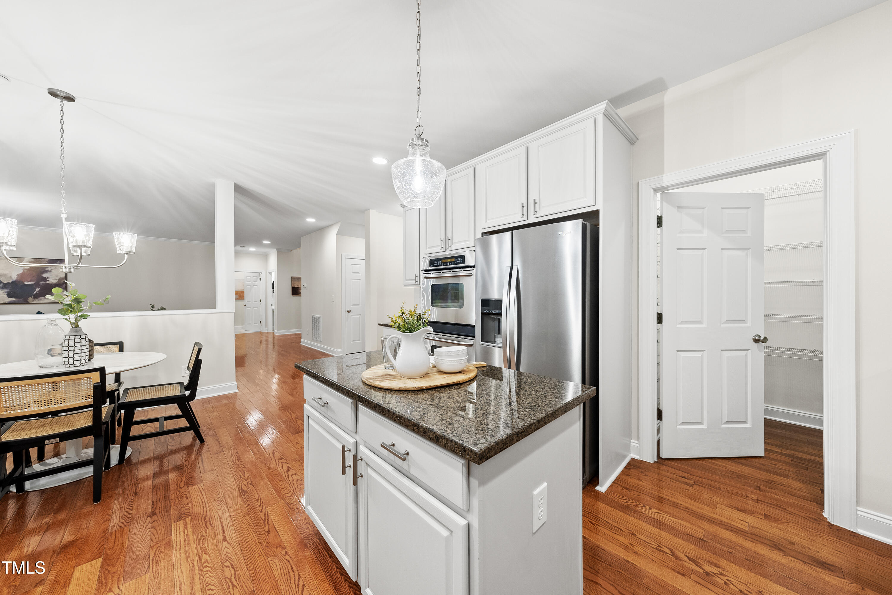 501 Ivyshaw Road Cary, NC 27519 - Photo 12 of 40 DSC07992