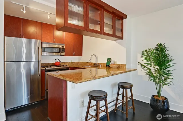 $272,000 | 1105 Spring Street, Unit 709, Seattle, WA 98104