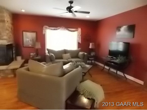 167 Old White Bridge Road Waynesboro, VA 22980 - Photo 9 of 26 Gallery Image 9