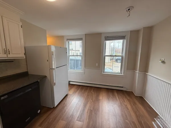 $2,700 | 1 Stafford Street, Unit 1, Plymouth, MA 02360