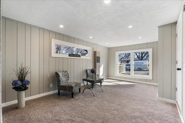 $2,850 | 2910 Vernon Avenue South, St. Louis Park, MN 55416