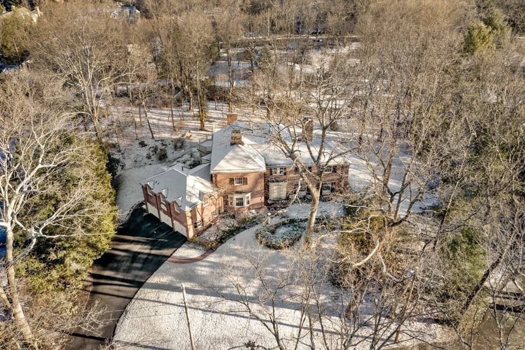 32 Peirce Road Wellesley, MA 02481 - Photo 5 of 40 a view of a house with a yard