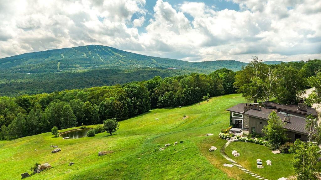 25 Mountain Haunts Road Winhall, VT 05340 - Photo 37 of 56