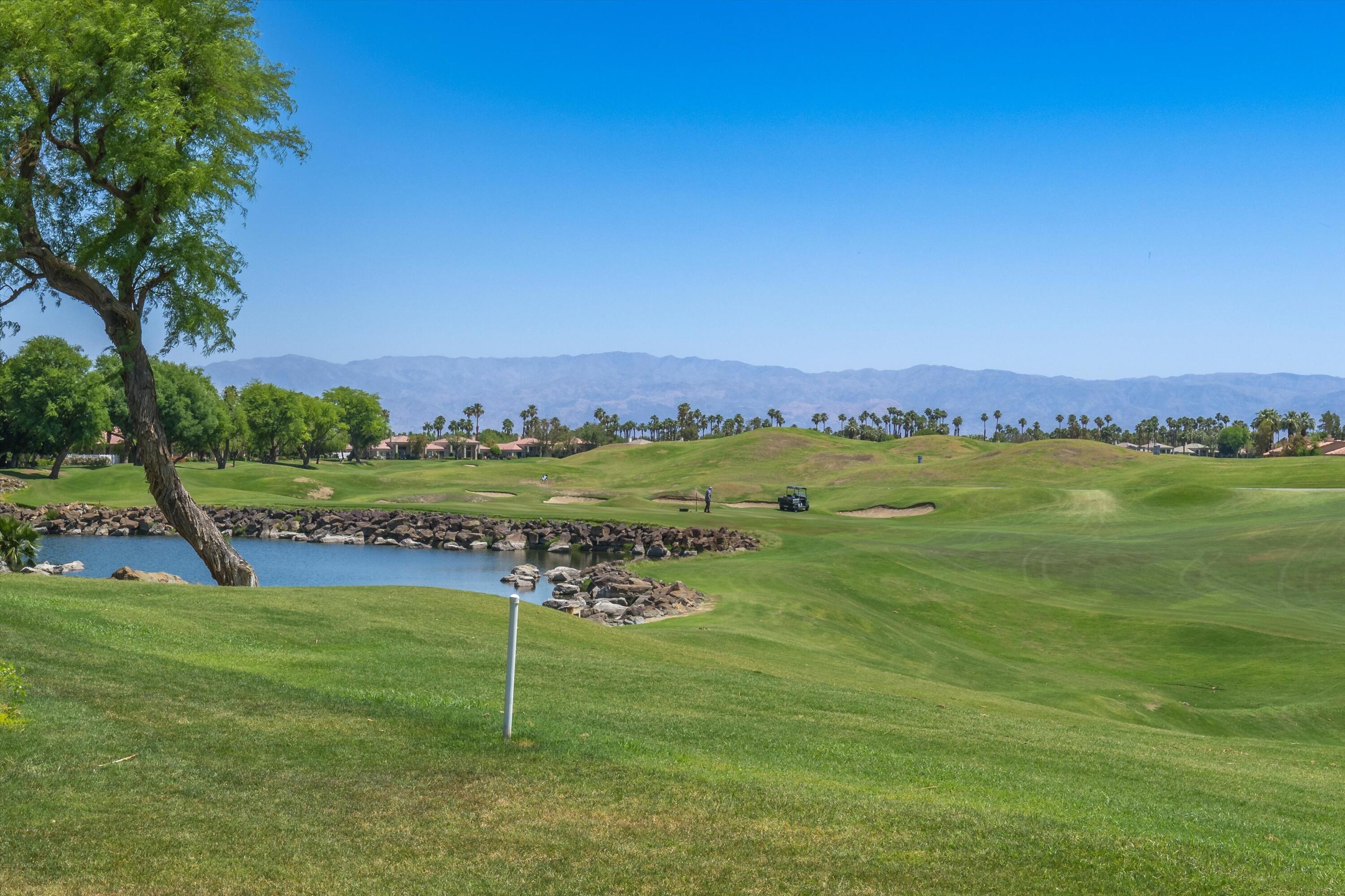 54754 Oak-Tree La Quinta, CA 92253 - Photo 11 of 33 a view of a city