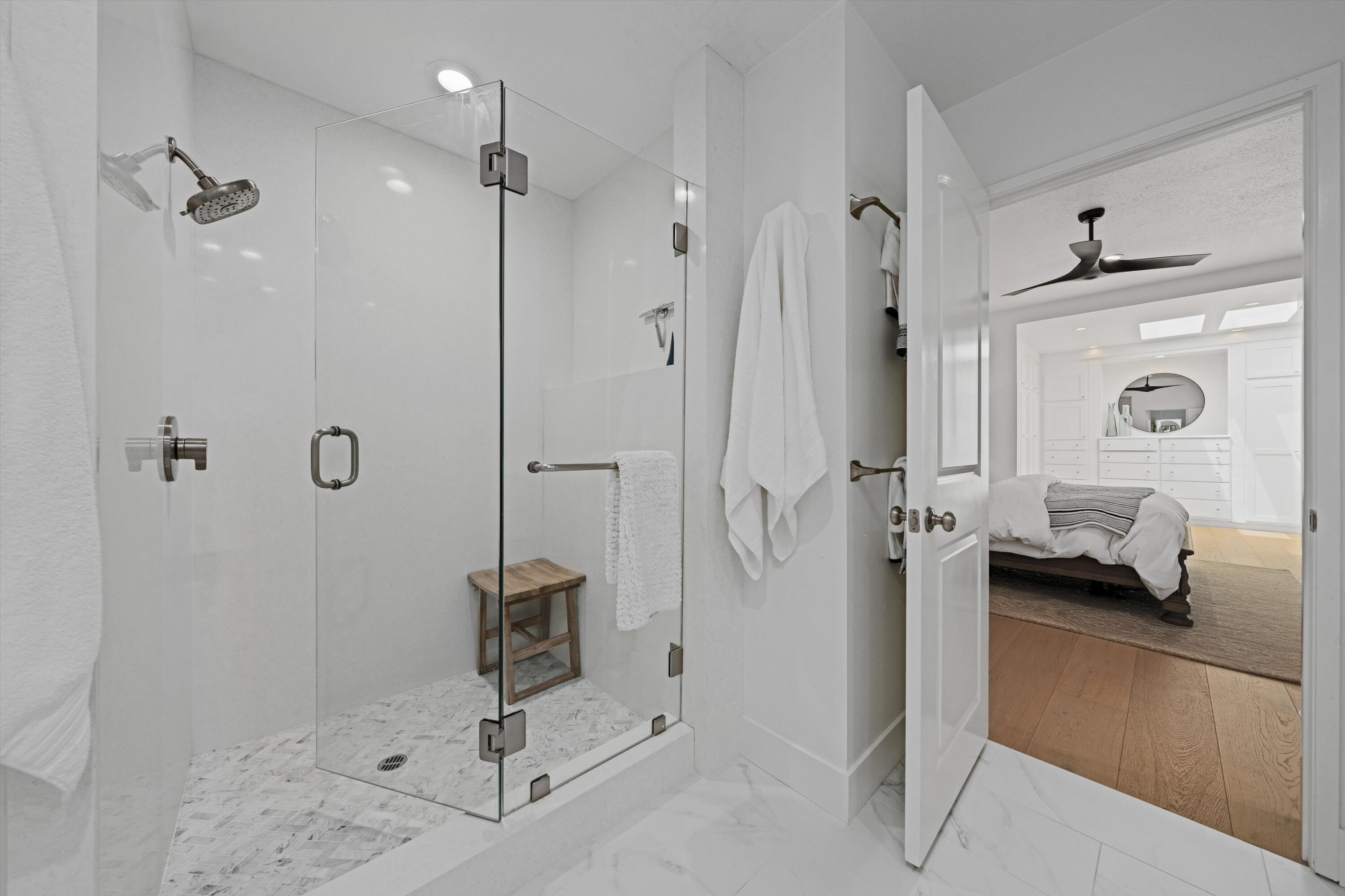 54754 Oak-Tree La Quinta, CA 92253 - Photo 30 of 33 a en suite bathroom with a shower