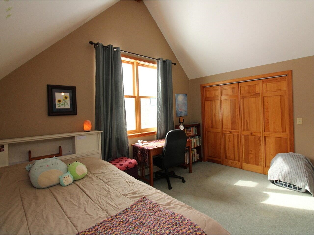 140 Stone Hill Road Bolton, VT 05465 - Photo 3 of 24