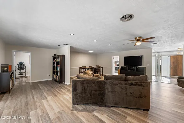 $365,000 | 3938 Sierra Madre Drive South, Jacksonville, FL 32217