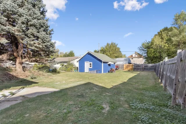 $225,000 | 434 16th Avenue, Rockford, IL 61104