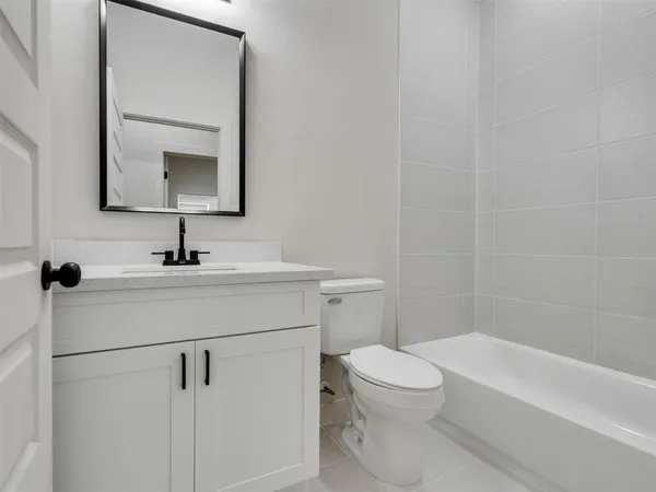$2,300 | 9709 Cargill Street, Unit AB, Houston, TX 77029