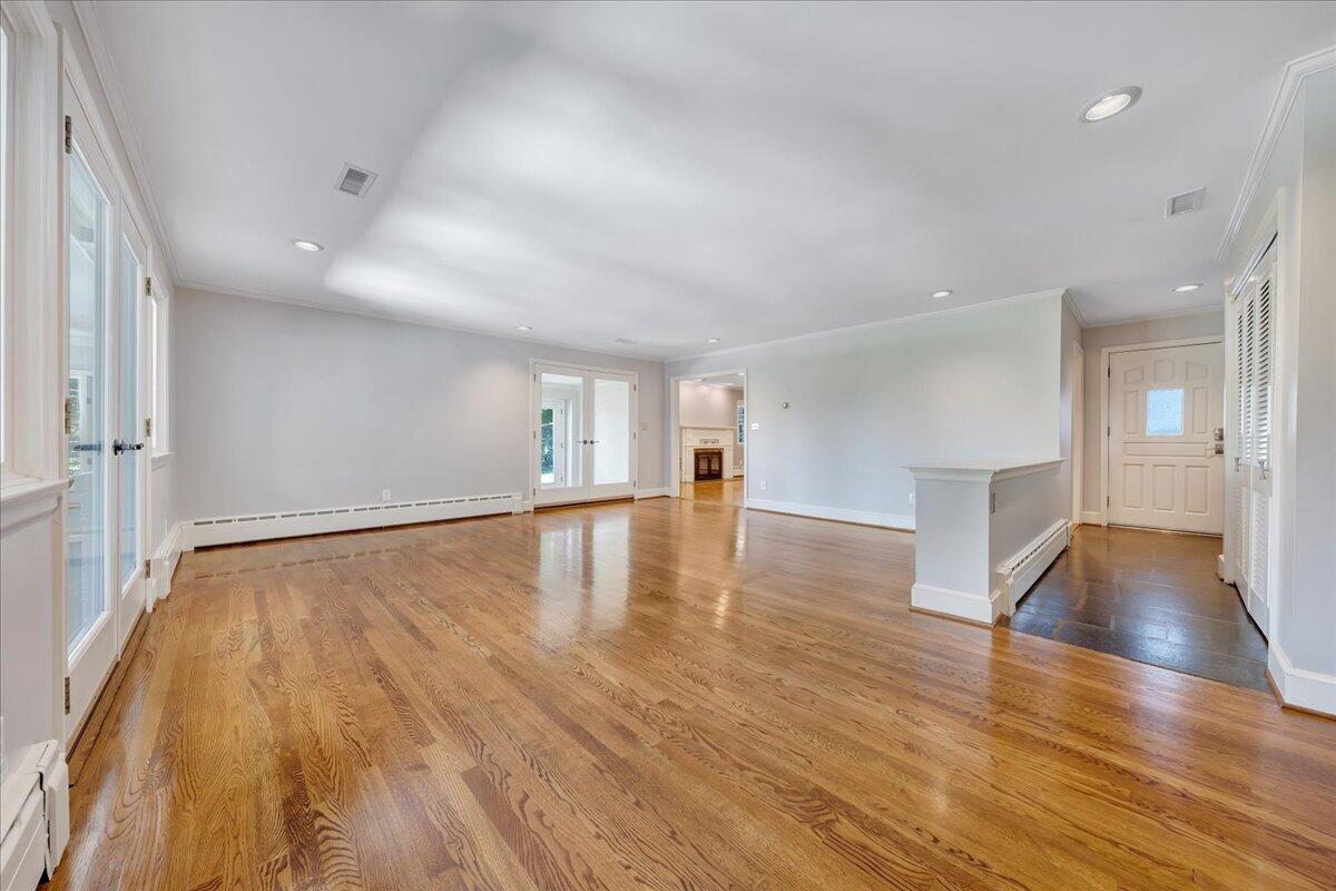 5588 Highfields Road Roanoke, VA 24018 - Photo 8 of 86 005-MIB03339
