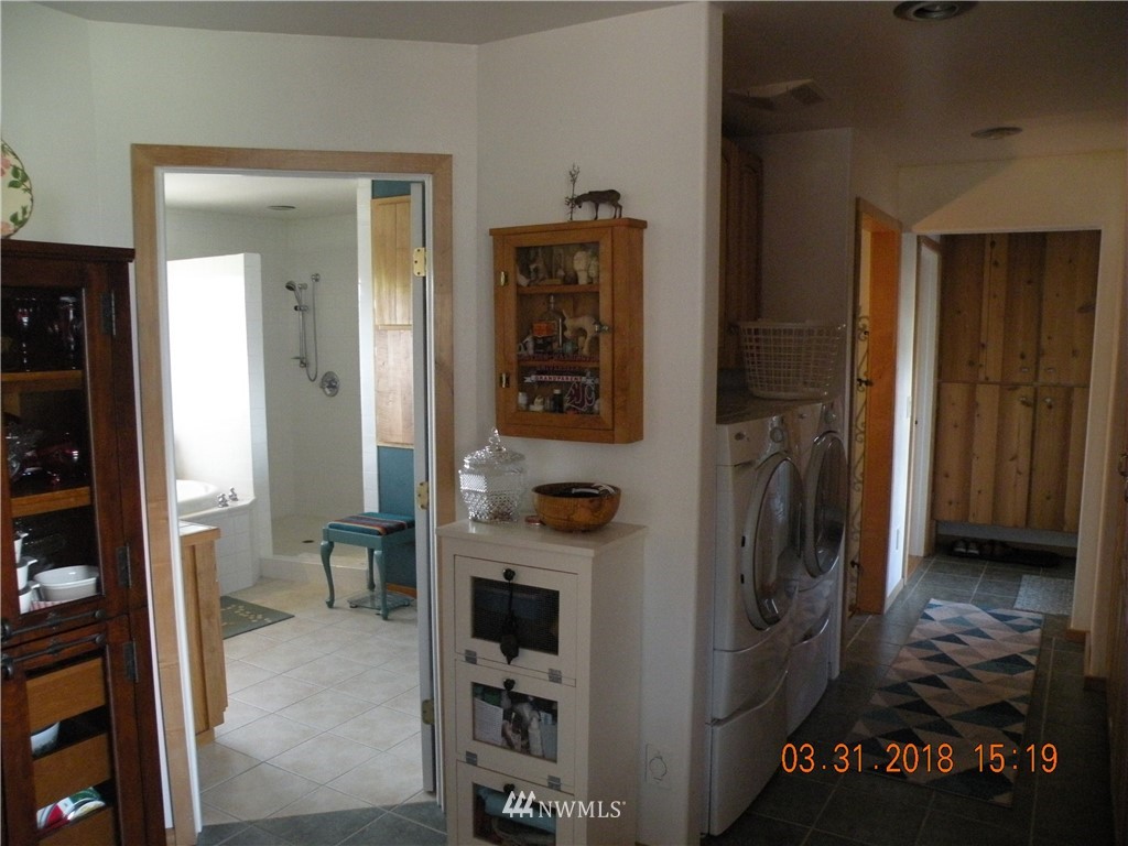4466 Tresize Road Raymond, WA 98577 - Photo 12 of 25 Gallery Image 12
