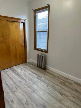 $2,400 | 143 West 26th Street, Bayonne, NJ 07002