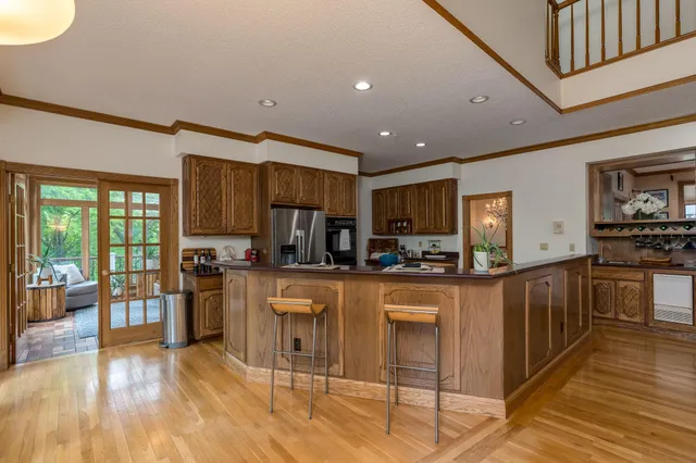 $1,099,000 | 17 Oriole Place, North Mankato, MN 56003