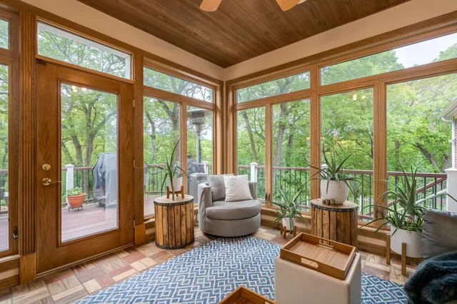 $1,099,000 | 17 Oriole Place, North Mankato, MN 56003