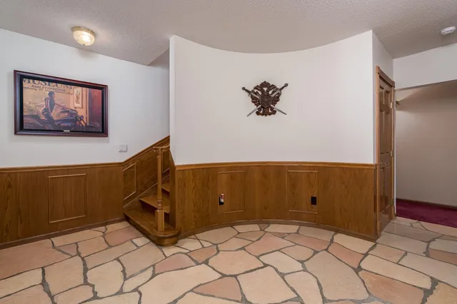 $1,099,000 | 17 Oriole Place, North Mankato, MN 56003