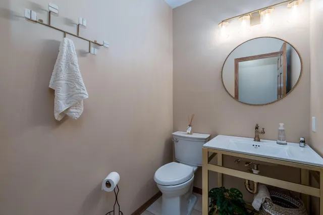 $1,099,000 | 17 Oriole Place, North Mankato, MN 56003