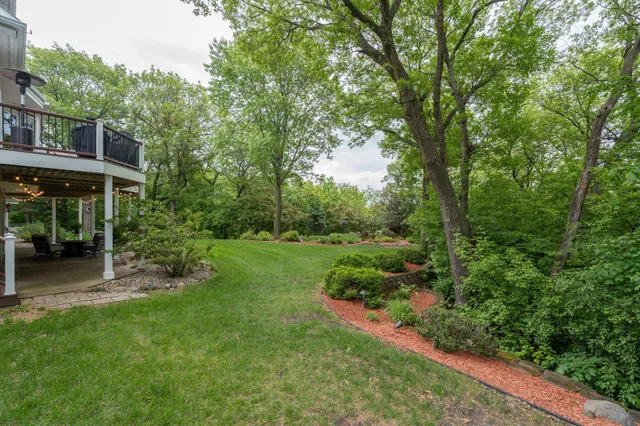 $1,099,000 | 17 Oriole Place, North Mankato, MN 56003