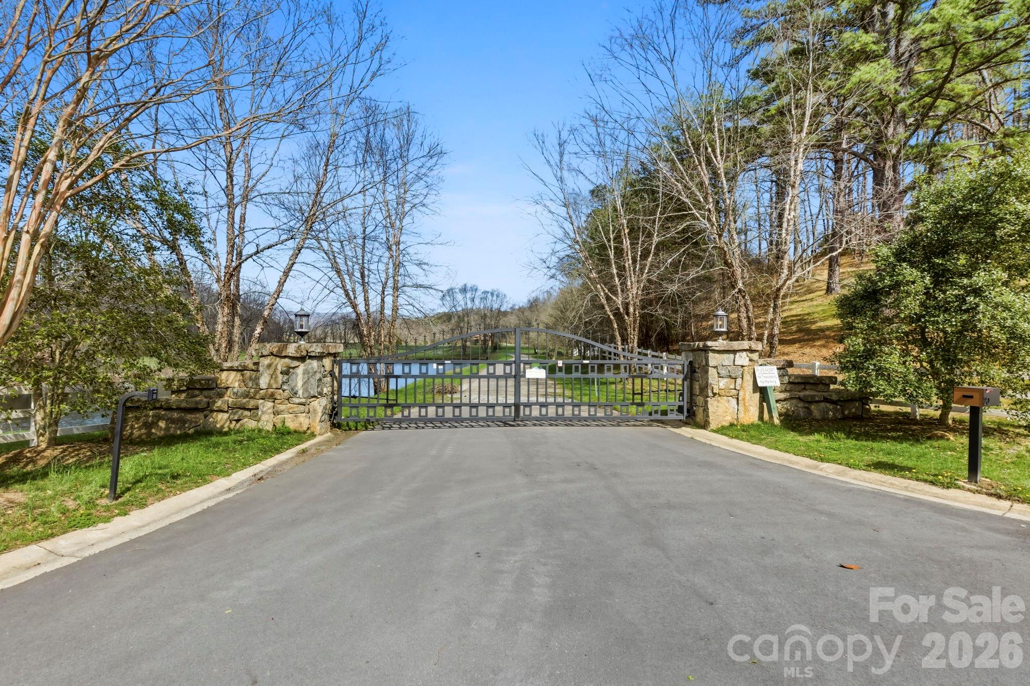 27 Falling Star Court Fletcher, NC 28732 - Photo 5 of 9