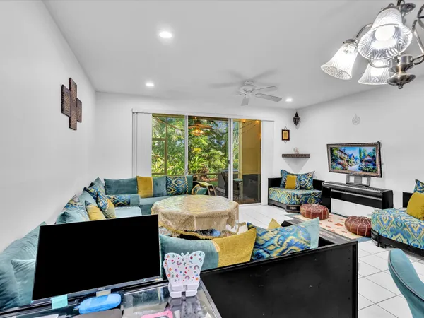 $369,000 | 9695 Porta Leona Lane, Boynton Beach, FL 33472