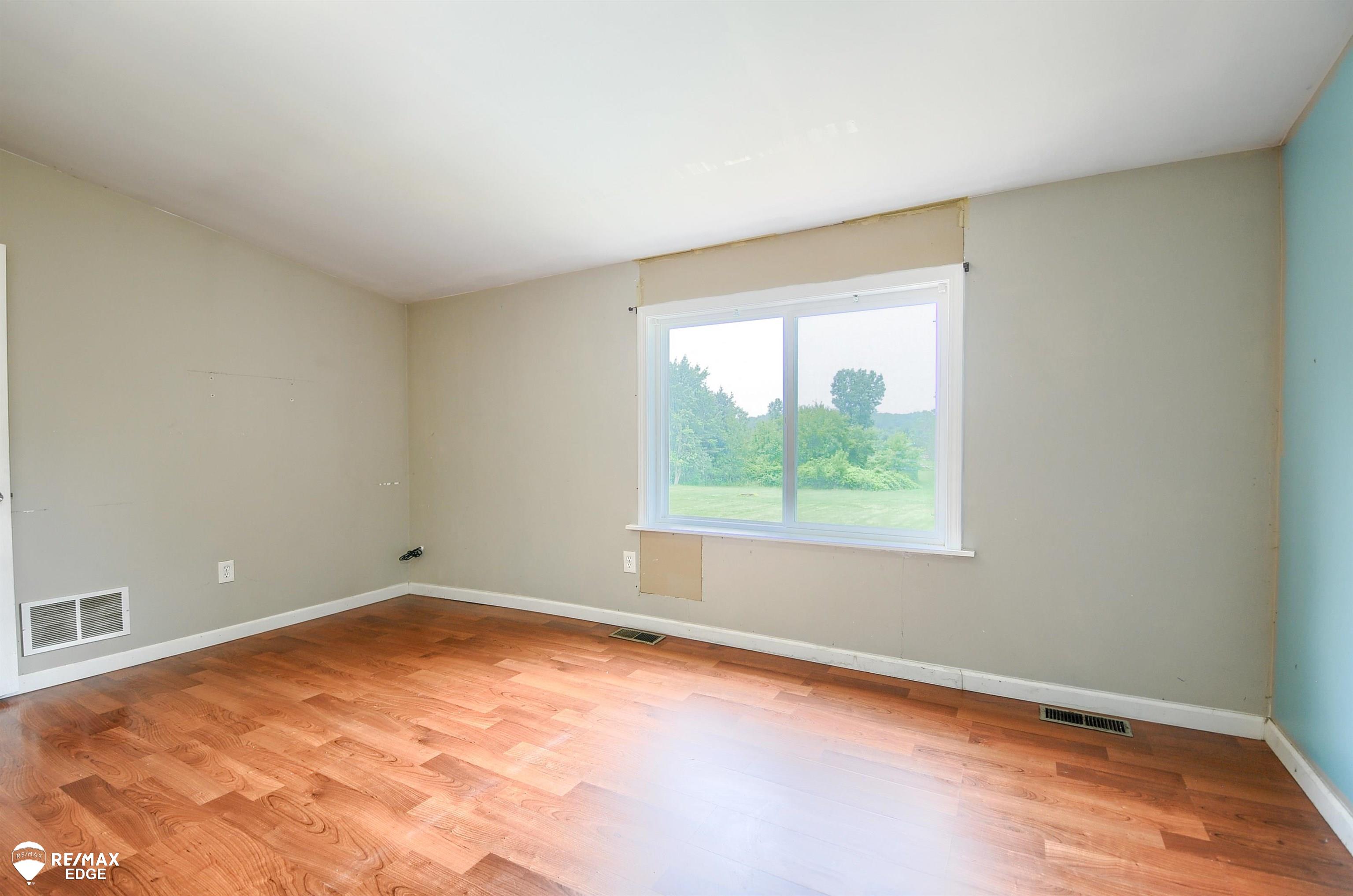 9048 Baldwin Road Gaines, MI 48436 - Photo 14 of 28